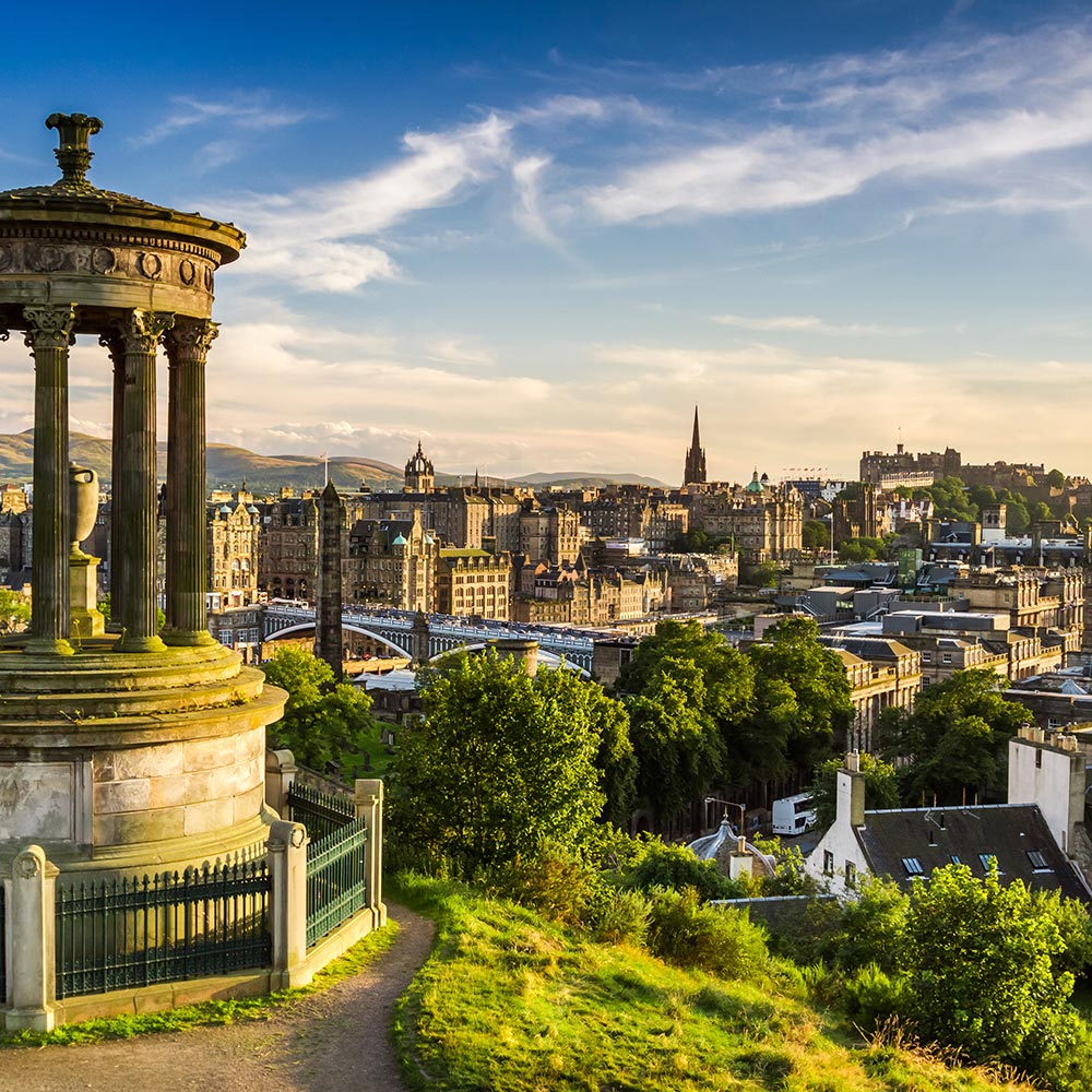 Flights Manchester - Edinburgh