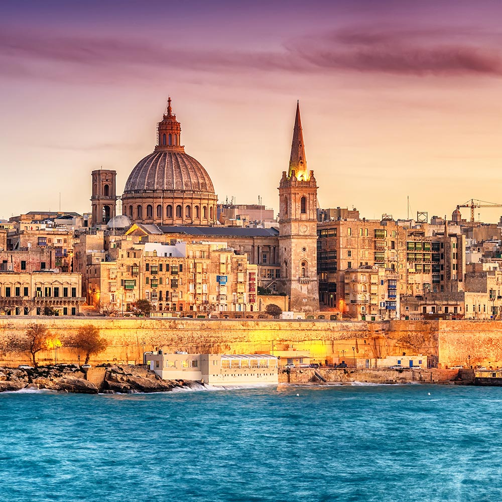 Flights Napoli - Malta